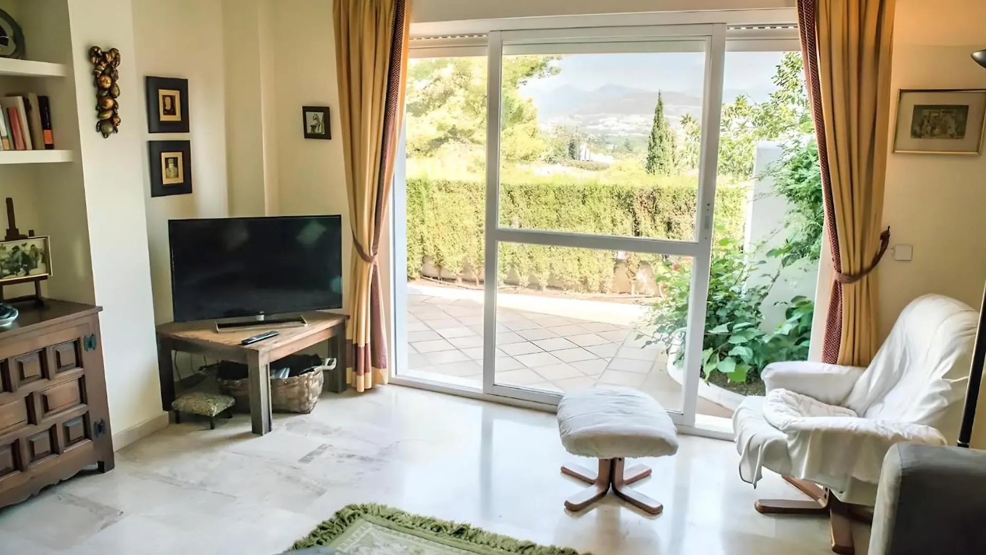 Holiday home Gorgeous 2Br Apt. W/ Mountain View Puerto Banus Marbella Spain
