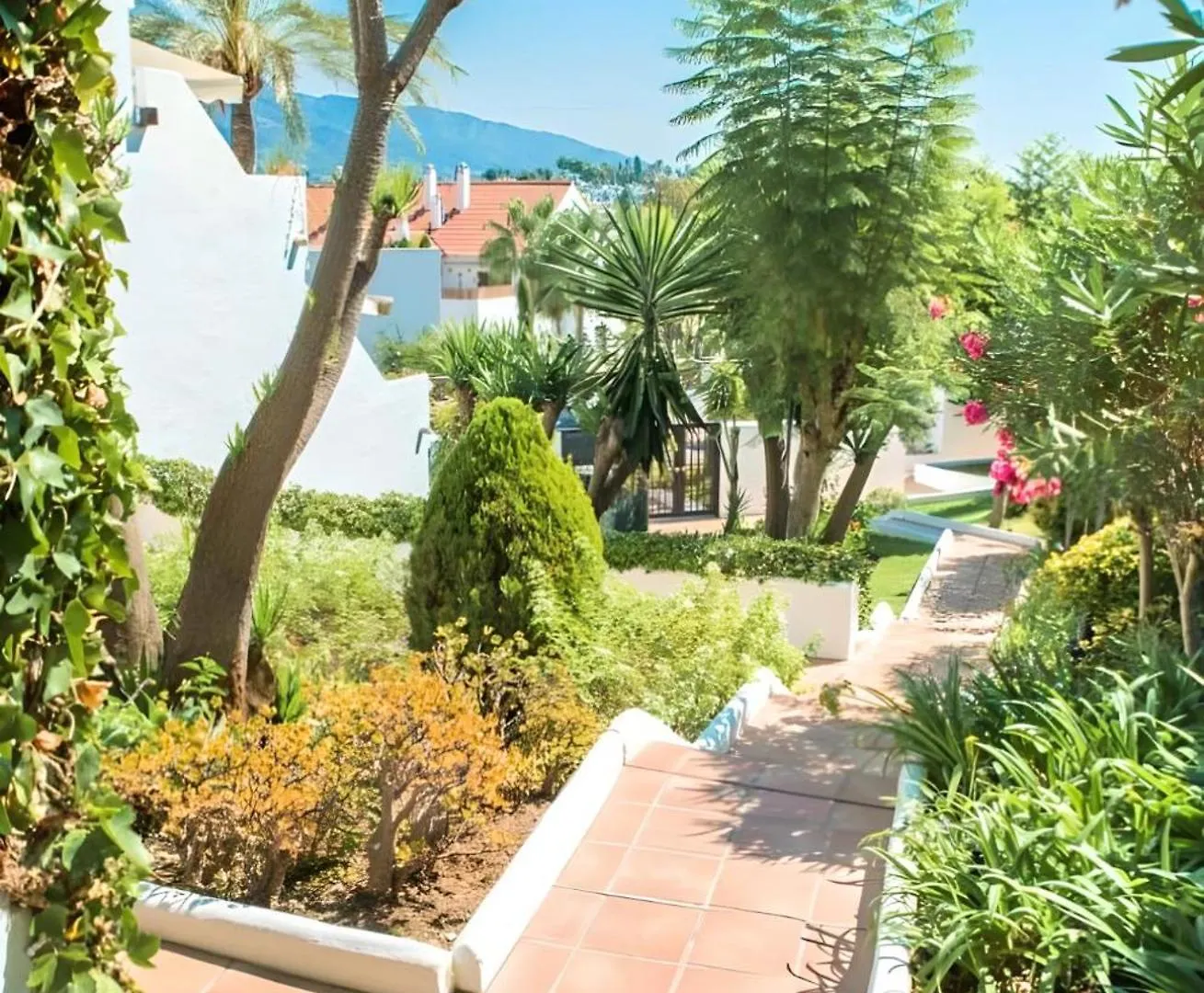 Gorgeous 2Br Apt. W/ Mountain View Puerto Banus Marbella 0*,